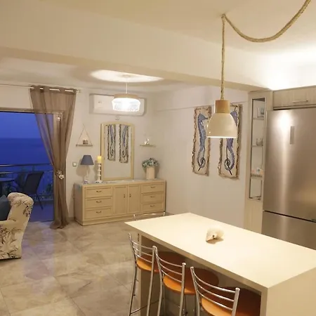 Villa Tigani House