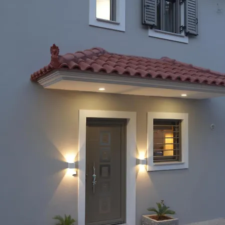 Tigani House Villa