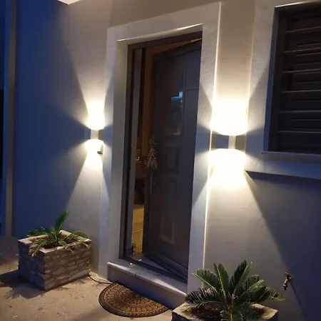 Tigani House
